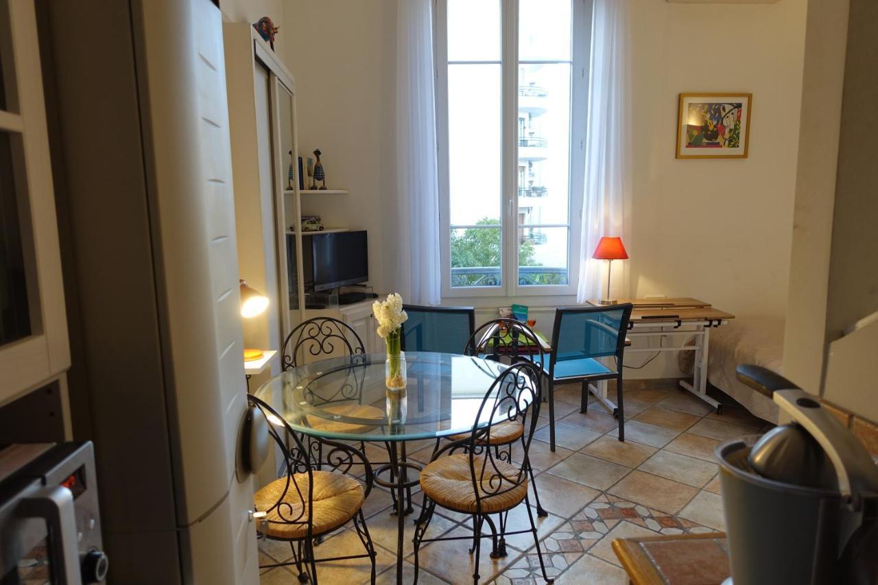 Studio A Nice Centre 200M De La Mer Bagian luar foto